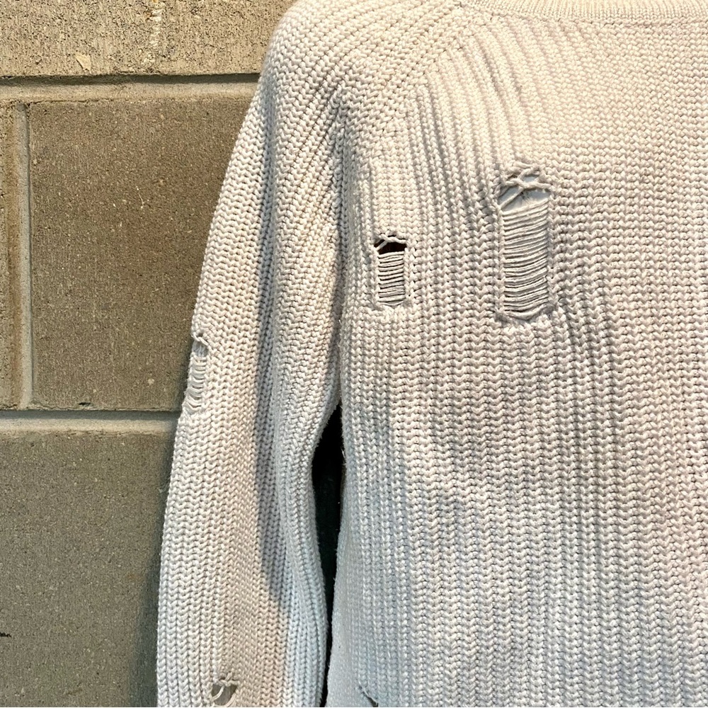 Distressed Sweater - Picture 2 of 4